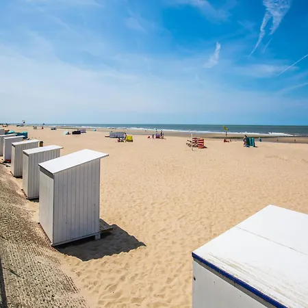 With Open View Of The Sea Apartment Middelkerke