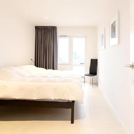 Apartment With Open View Of The Sea