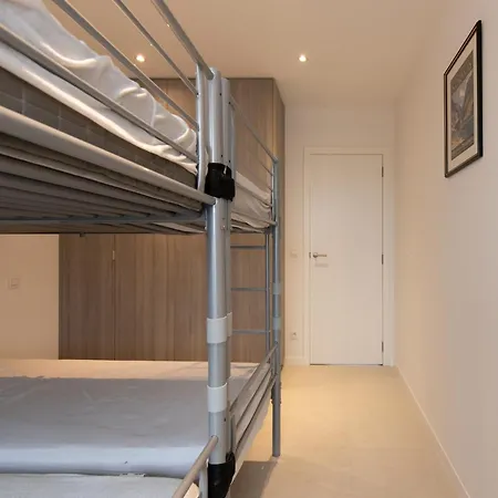 On Zeedijk With Sea View Middelkerke